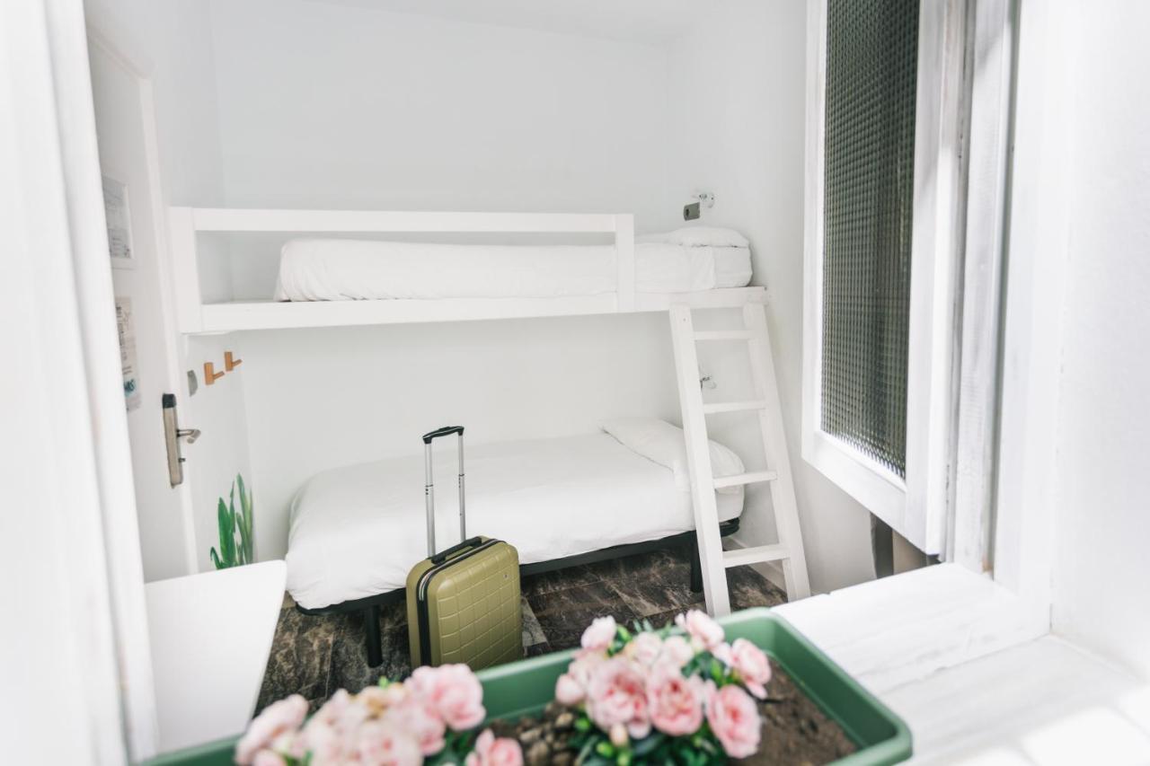 La Cocotera Boutique & Coworking Hostal