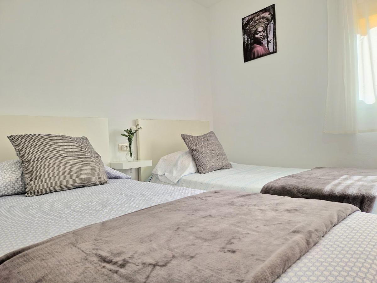 Сasa de vacaciones Spacious Chalet Next To The Sea - Airport