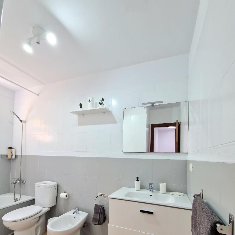 Сasa de vacaciones Spacious Chalet Next To The Sea - Airport *