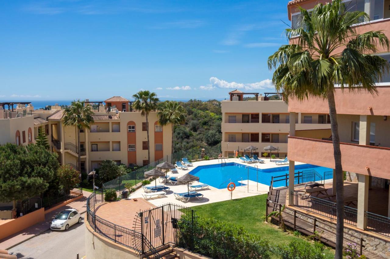 Bright Terrace In Riviera Del Sol By Costarentals - Ref 167 * Sitio de Calahonda