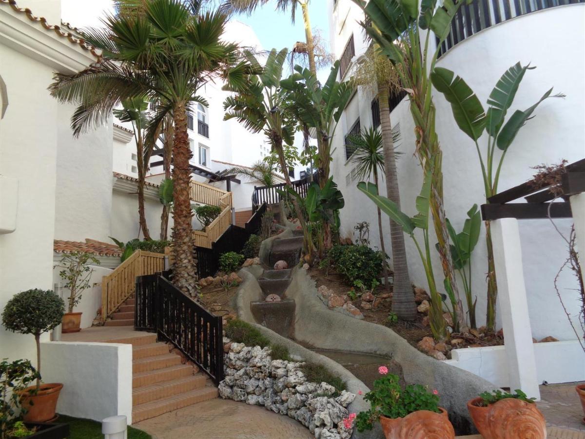 Holidays In Puerta Del Mar Ref2065 Apartment Sitio de Calahonda