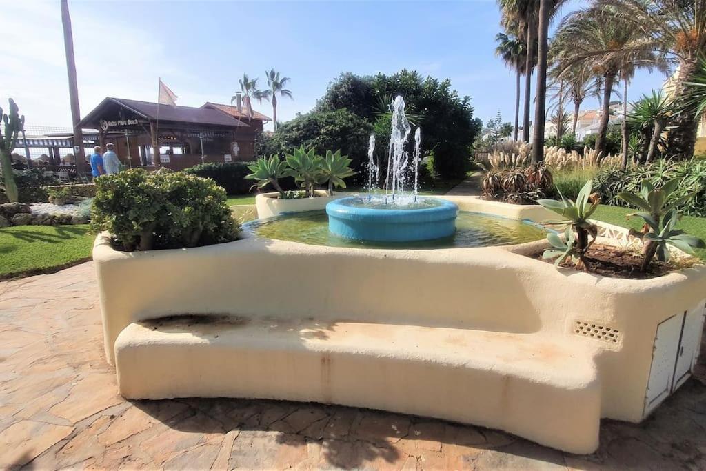 Beachfront Double Aptm - Magic Urb Las Mimosas Apartment *