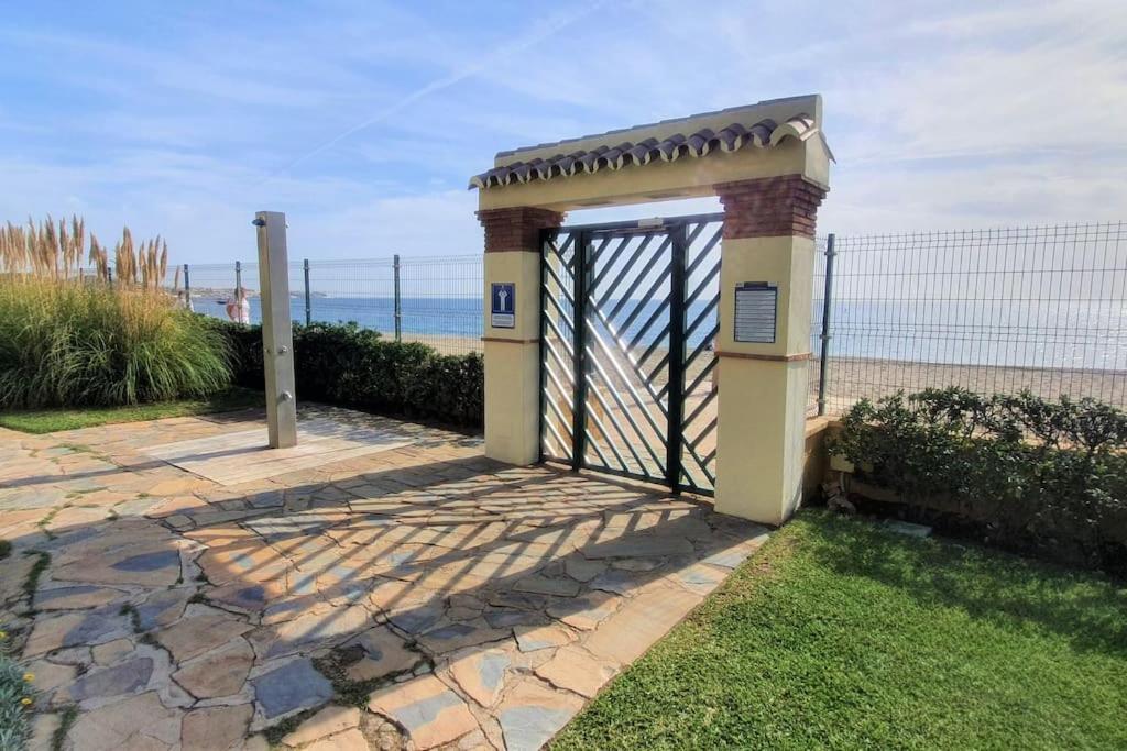 Beachfront Double Aptm - Magic Urb Las Mimosas *