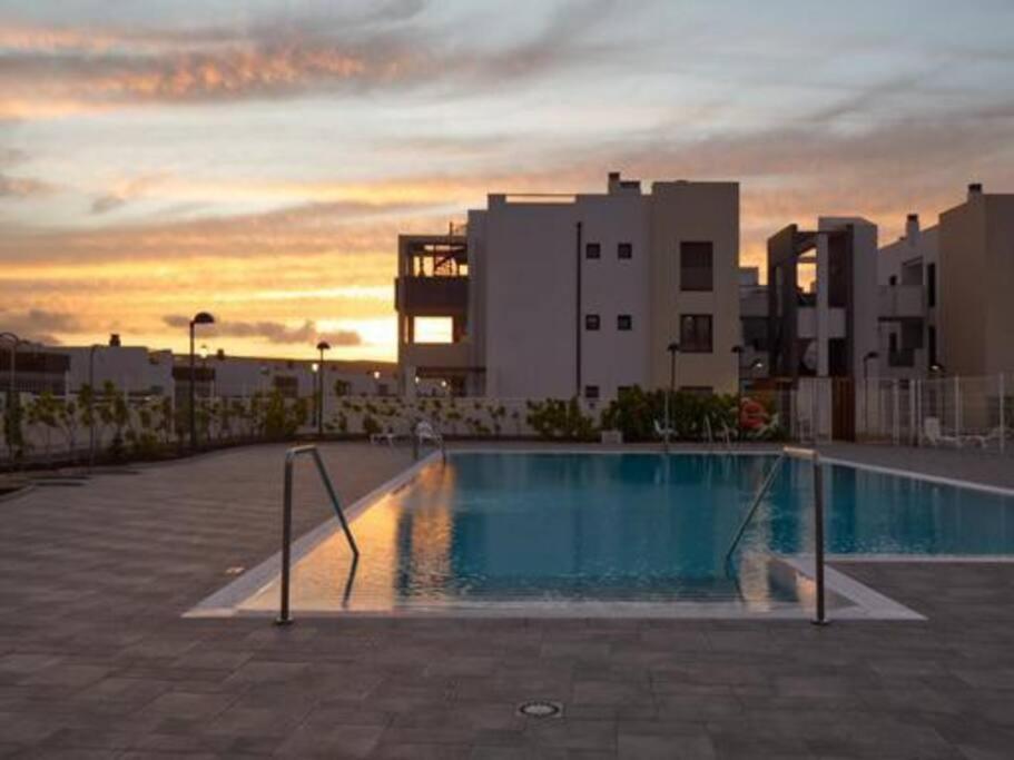 Apartamento Sunny Luxury With Two Great Sunny - Level Terraces, Two Swimming Pools, In A New Complex Pueblo Majorero, Close To Fuerteventura Golf Club, Next To The , Atlantico Shopping Mall And Casino In *
