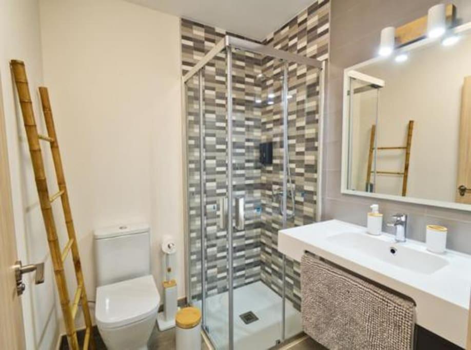 Sunny Luxury With Two Great Sunny - Level Terraces, Two Swimming Pools, In A New Complex Pueblo Majorero, Close To Fuerteventura Golf Club, Next To The , Atlantico Shopping Mall And Casino In