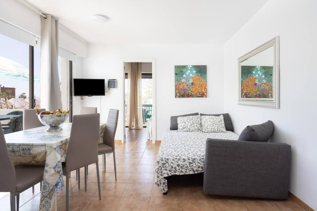 5 Minutes Walk From Playa Fanabe