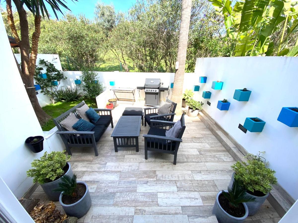 Сasa de vacaciones Modern Townhouse 7 Mins Walk From The And 15 Mins From Port Manilva