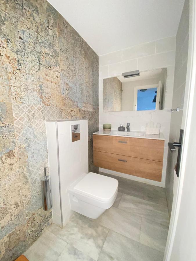 Modern Townhouse 7 Mins Walk From The And 15 Mins From Port *