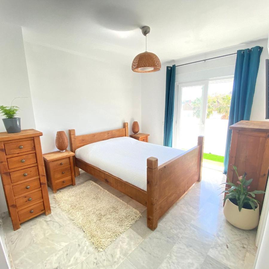 Сasa de vacaciones Modern Townhouse 7 Mins Walk From The And 15 Mins From Port