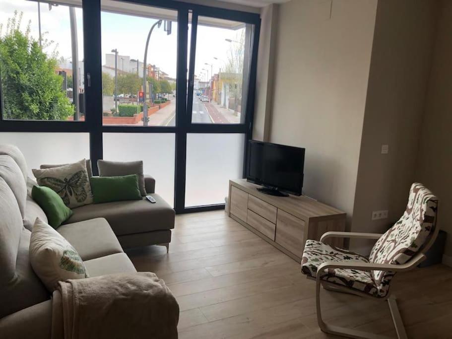 En Granada De Nueva Construccion Con A/c Y Wifi Apartamento *