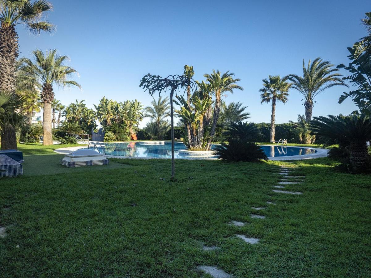 Dorasal Solo Familias Serviplaya Apartment