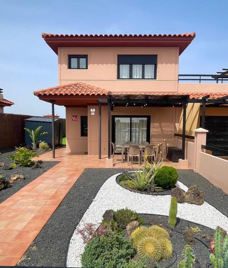 Twins Villa *
