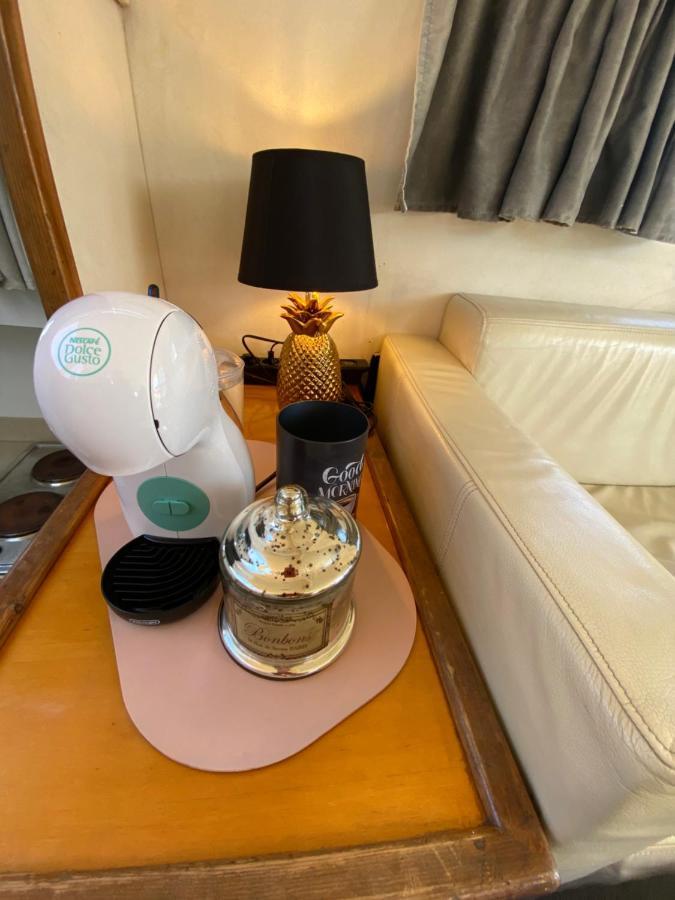 - Divali - Duerme En Un Confortable Yate En Barcelona