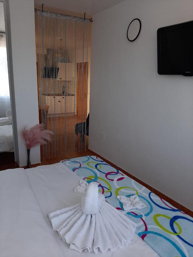 Avilena Tropical En Aguadulce Homestay Almeria