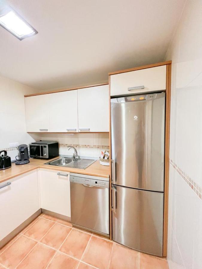 Bright With Terrace, Pool And Apartment Torremolinos