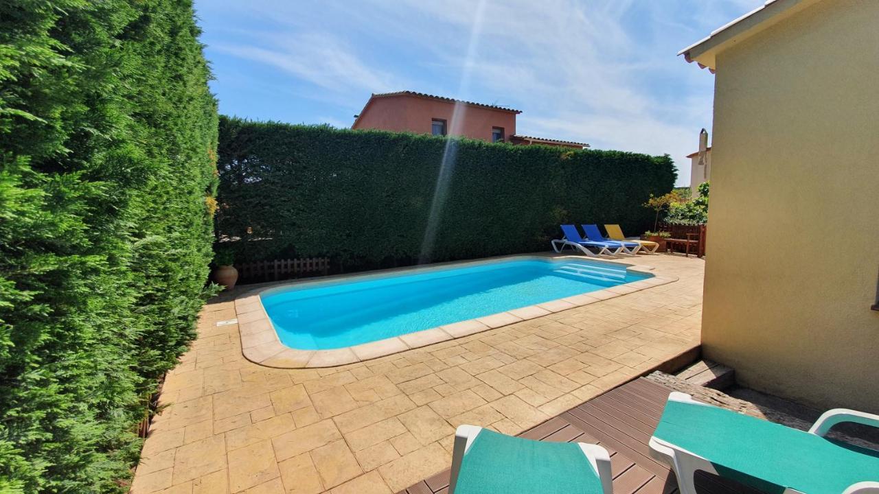 Holiday home Carles Piscina *