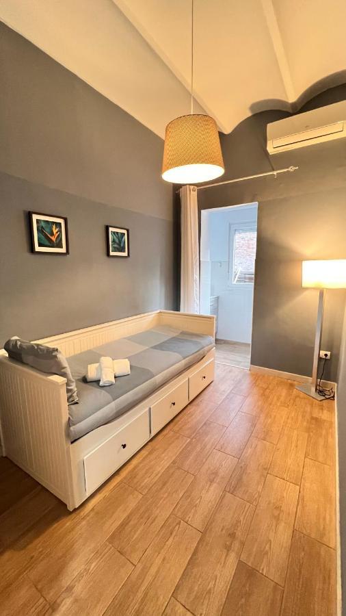 Apartamento New Camp Nou Apartment/diret Airport,beautiful L'Hospitalet de Llobregat
