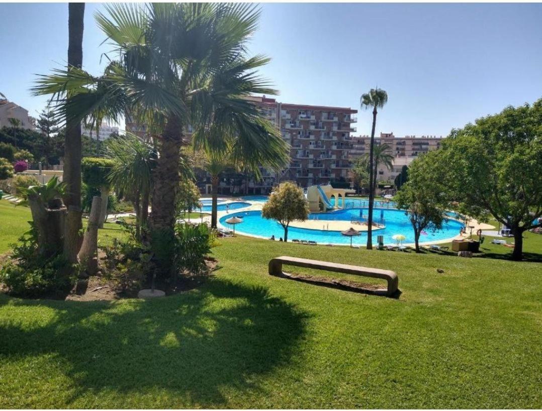 Lovely Near Airport Apartment Torremuelle