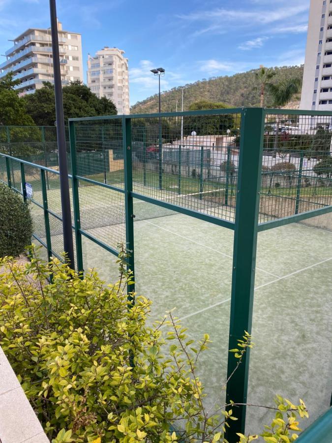 Benidorm Con Piscina En La Playa Apartamento *