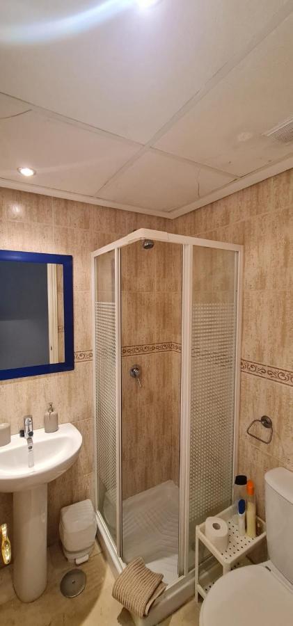 28 Mikonos Playa In Puerto De La Duquesa 2 Bed 2 Bath Ideally Located To The Beach & Marina Apartamento