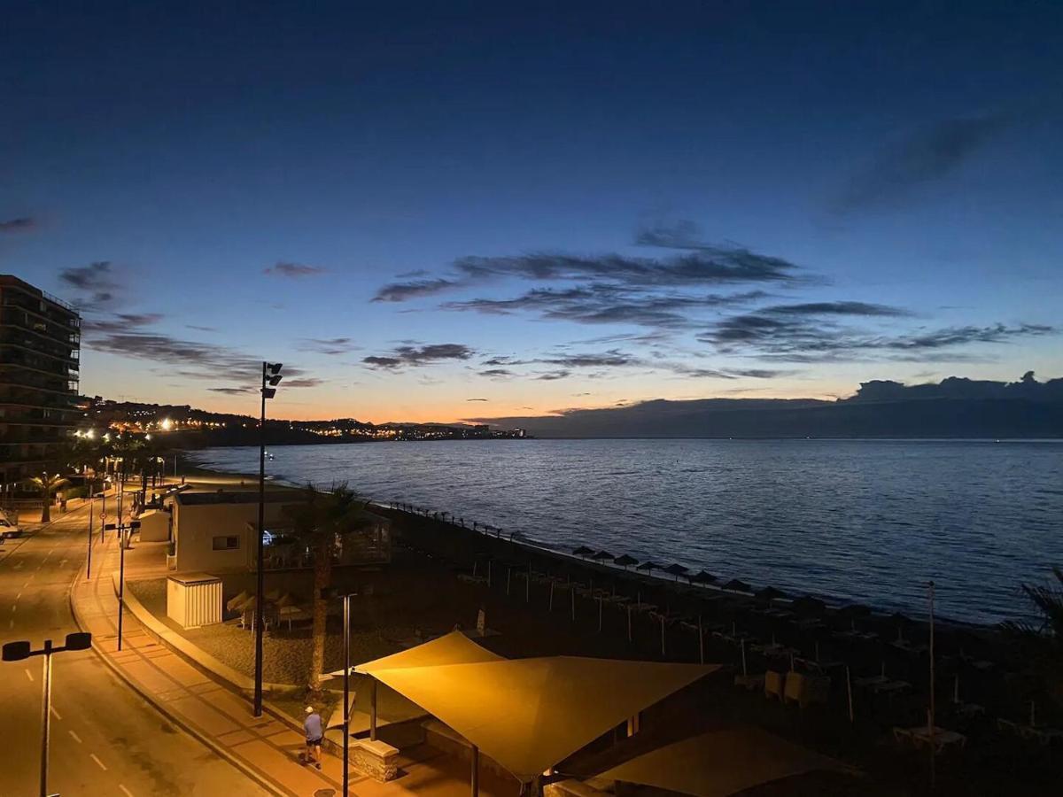Fuengirola, Primera Linea De Playa Apartment