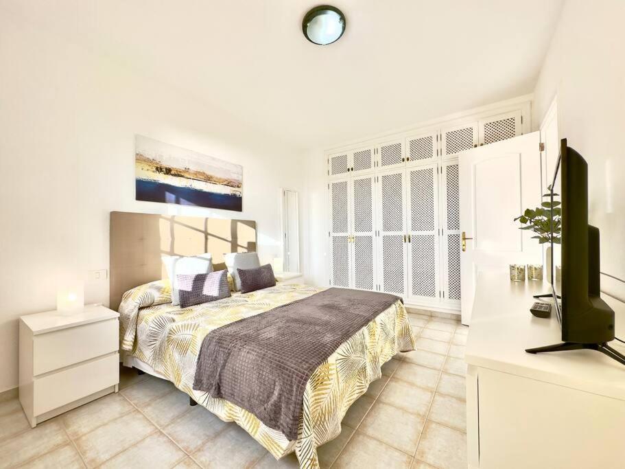 Penthouse With Ocean Views - Torviscas