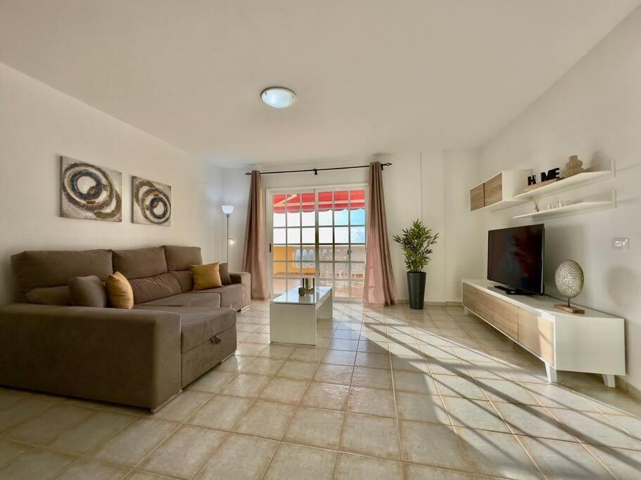 Penthouse With Ocean Views - Torviscas *
