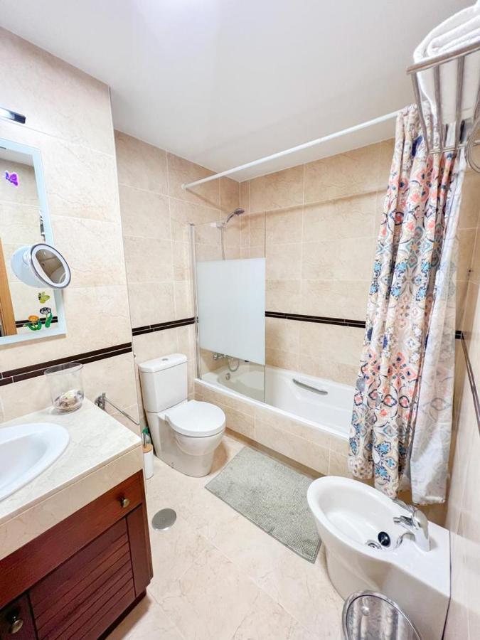 Apartment Bright With Terrace, Pool And
