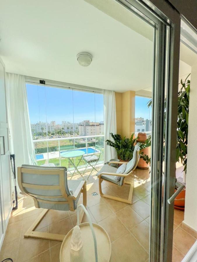 Bright With Terrace, Pool And Apartment