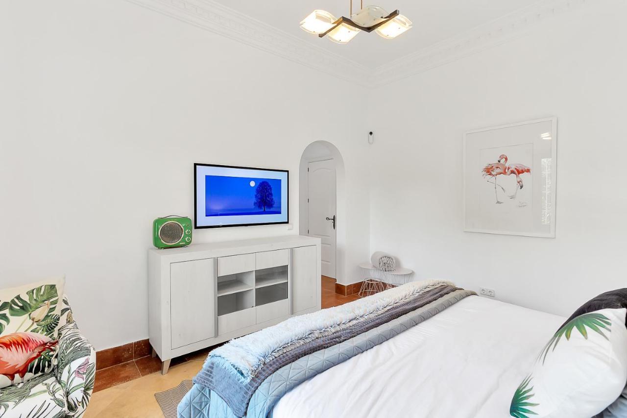 Yolo Spaces - Sotogrande - White House Villa