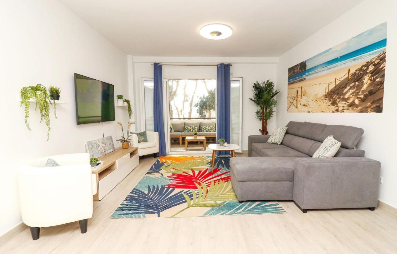 Family Walking Distance To The Sea And Amenities