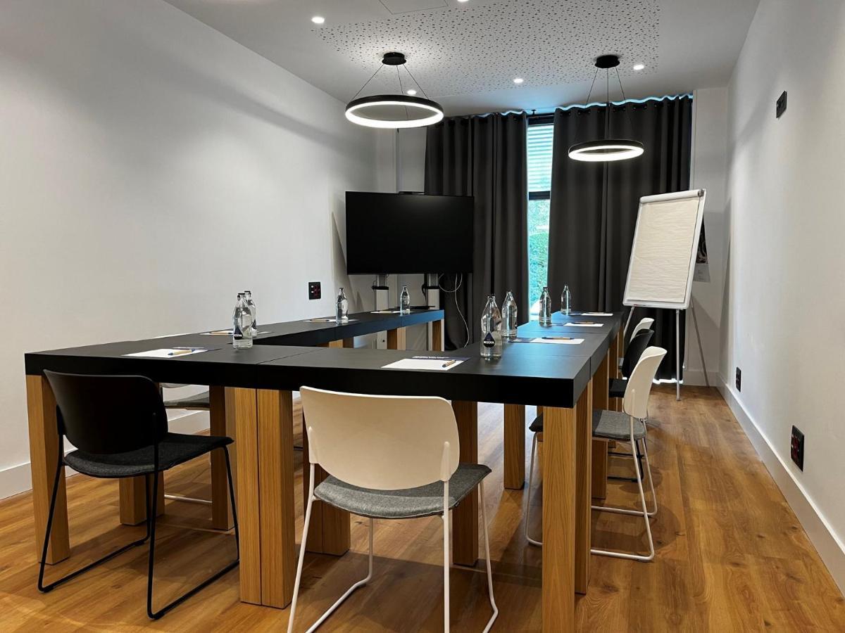 Express Bilbao Airport By Ihg Hotel 3*