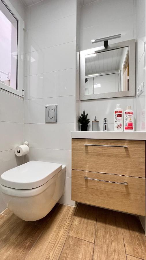 New Camp Nou Apartment/diret Airport,beautiful Apartamento