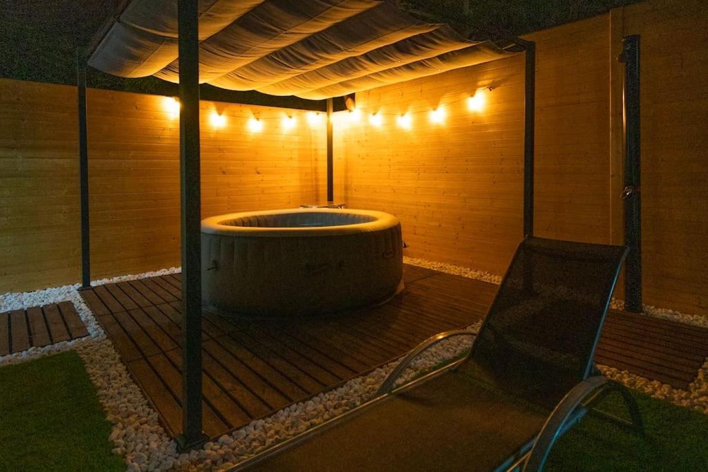 Private Paradise On Cozy Campsite, Jacuzzi, Netflix Apartamento Las Galletas
