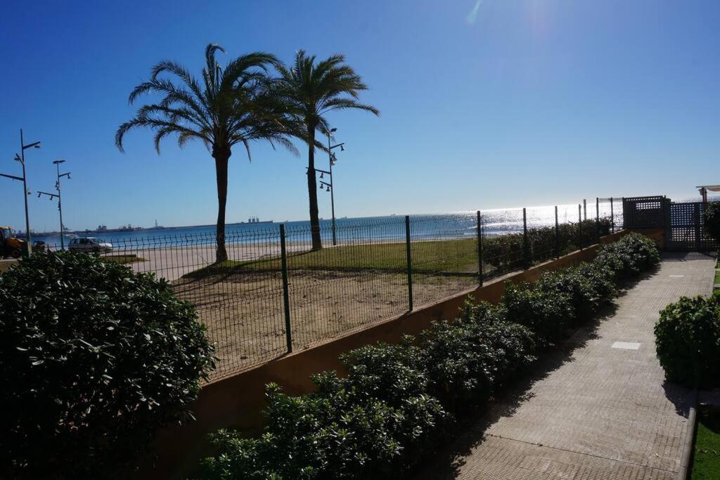 Pineda Sunset Seaviews Apartamento