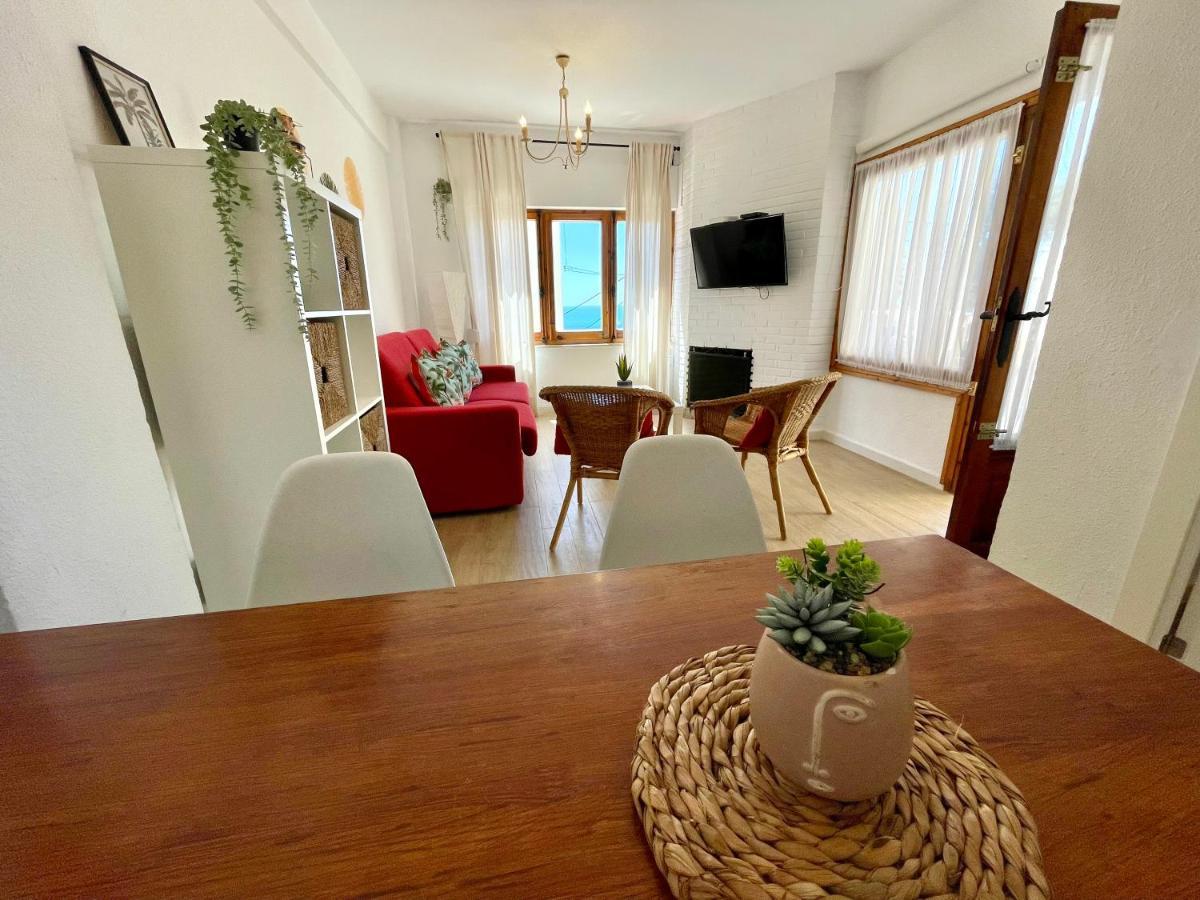 Gatu Cielo Y Mar Con Chimenea, Terraza , Wifi Y Vista Al Mar Apartamento