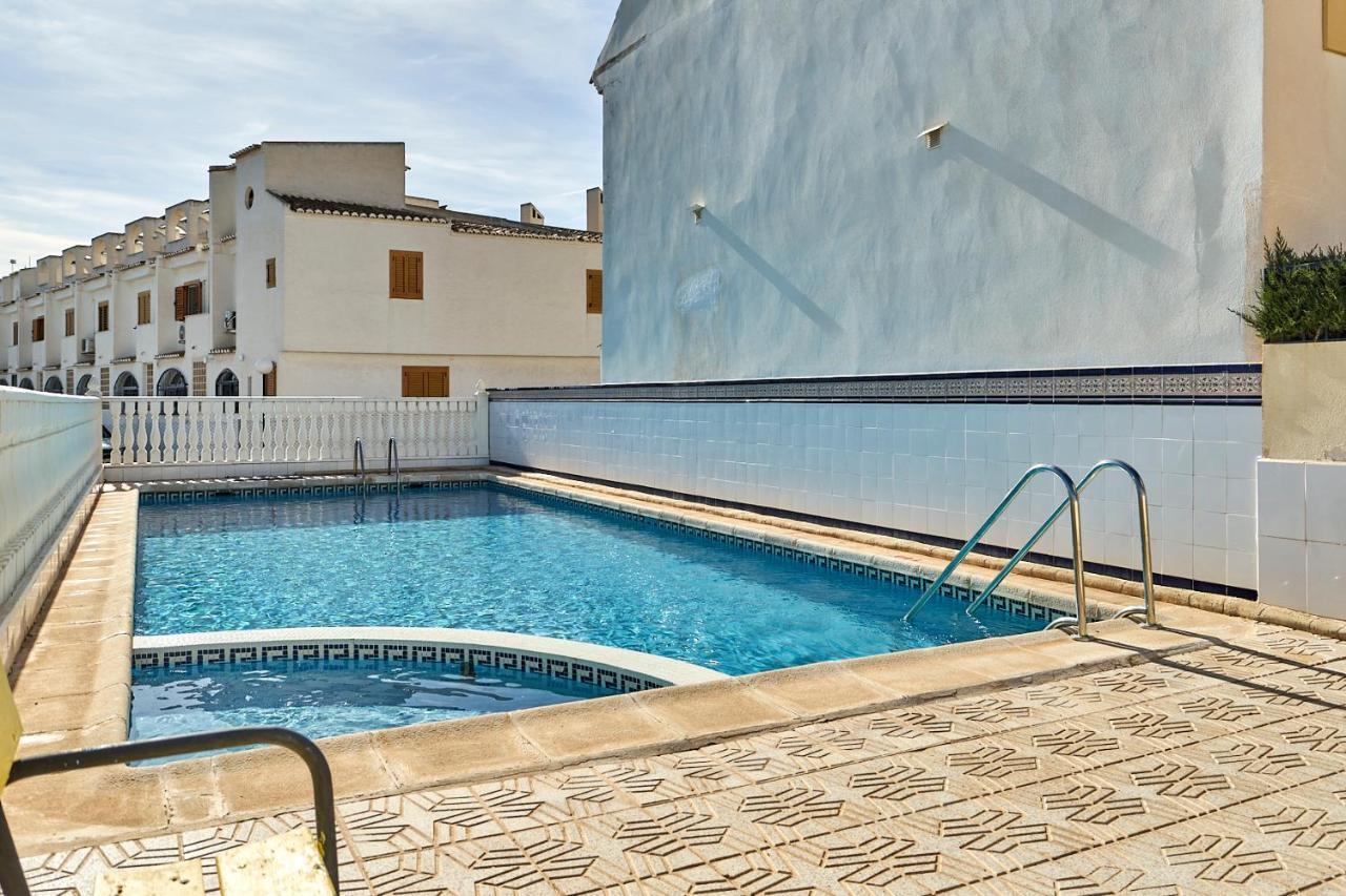 Сasa de vacaciones Espanhouse Playa Townhouse In La Zenia Close To The Oriola (Orihuela)