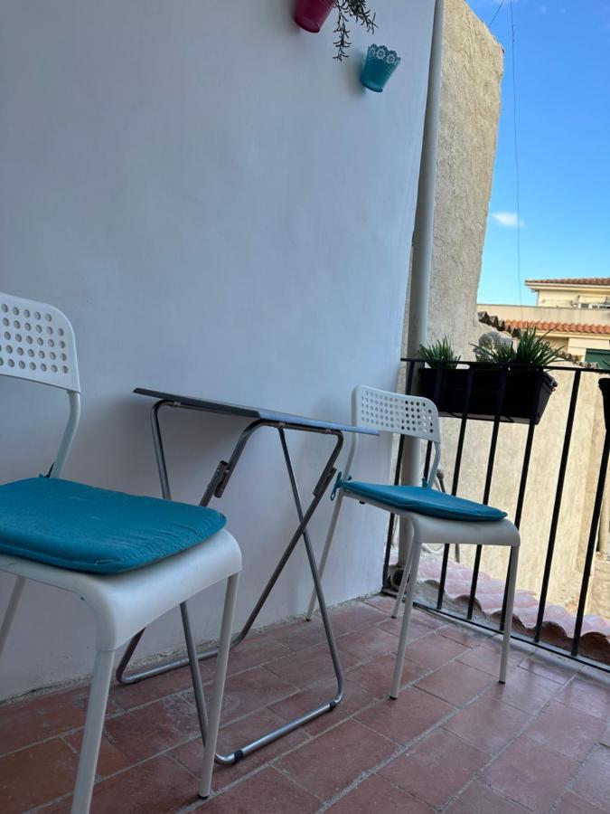 Entero. Piso En El Centro De El Vendrell. Apartamento *