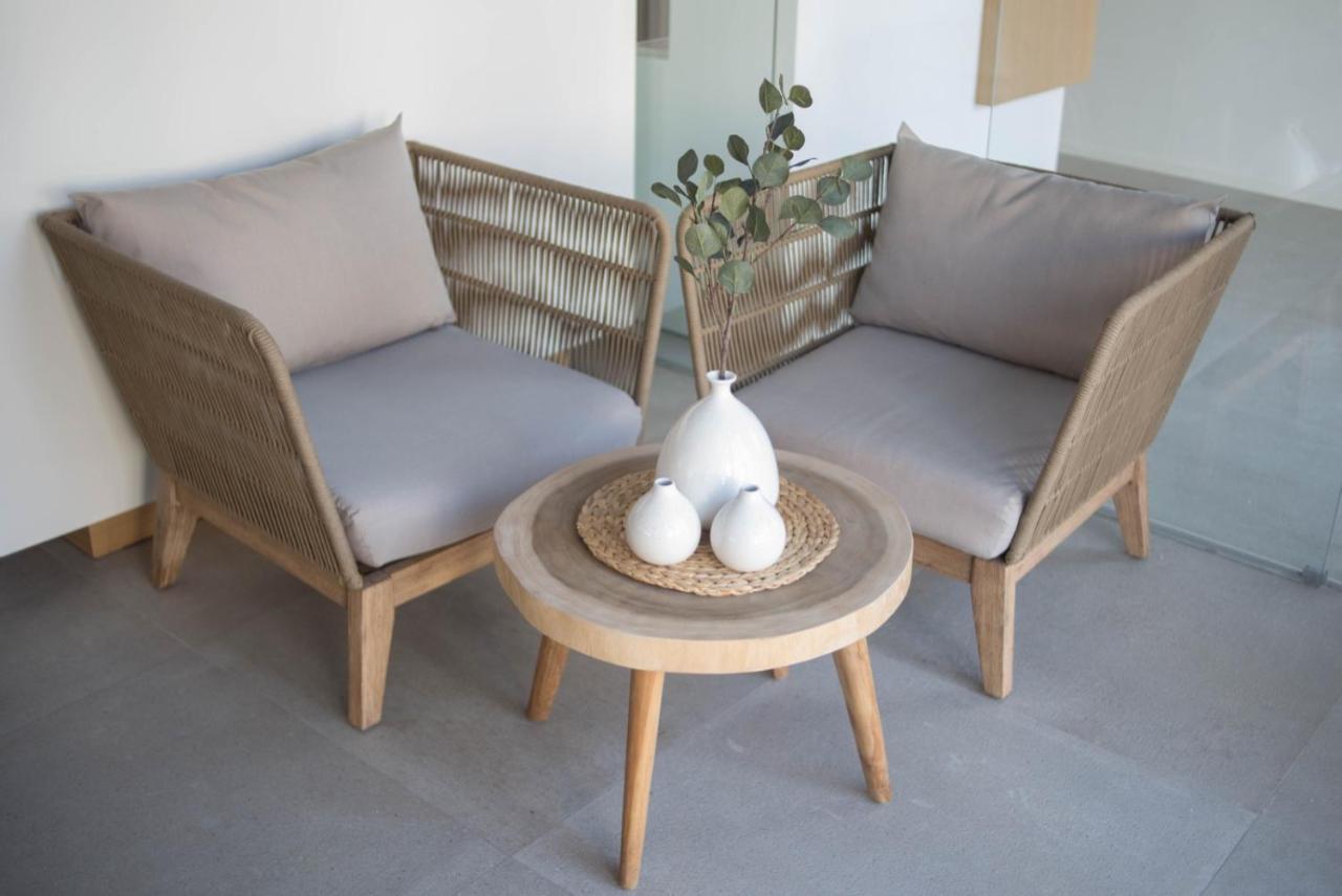 El Trebol Bar & Only Adults Guest house