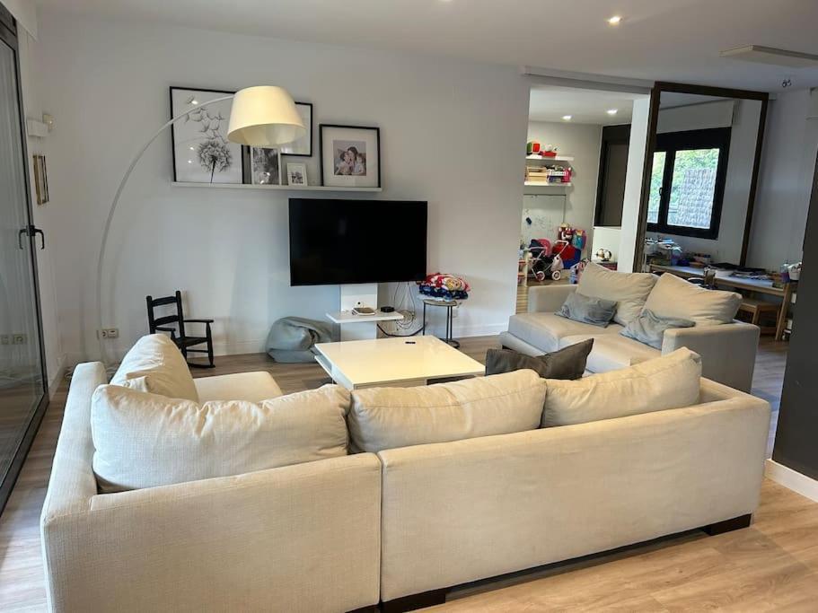 Casa En Sant Cugat Сasa de vacaciones *