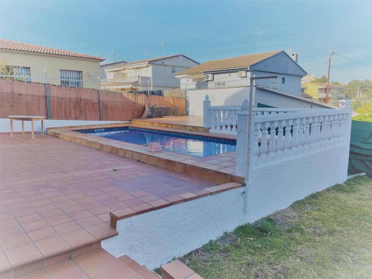 Casa Independiente Con Piscina A 2 Km. De La Playa Сasa de vacaciones Segur de Calafell