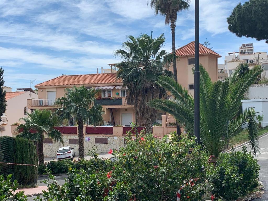 Apartamento Bajo A Avenida De Las Yedras Apartamento *