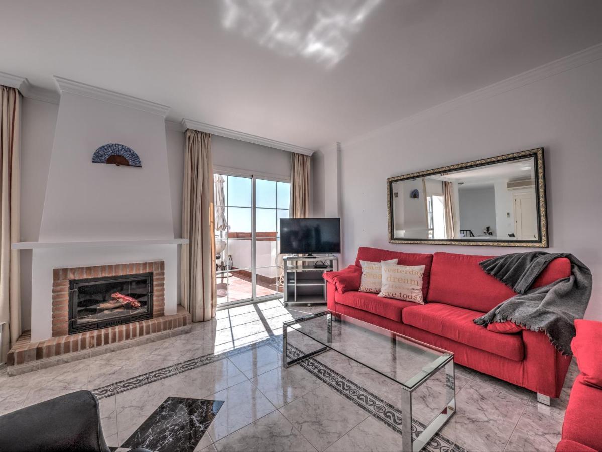 Amazing With Magical View And Pool In Nerja Villa *