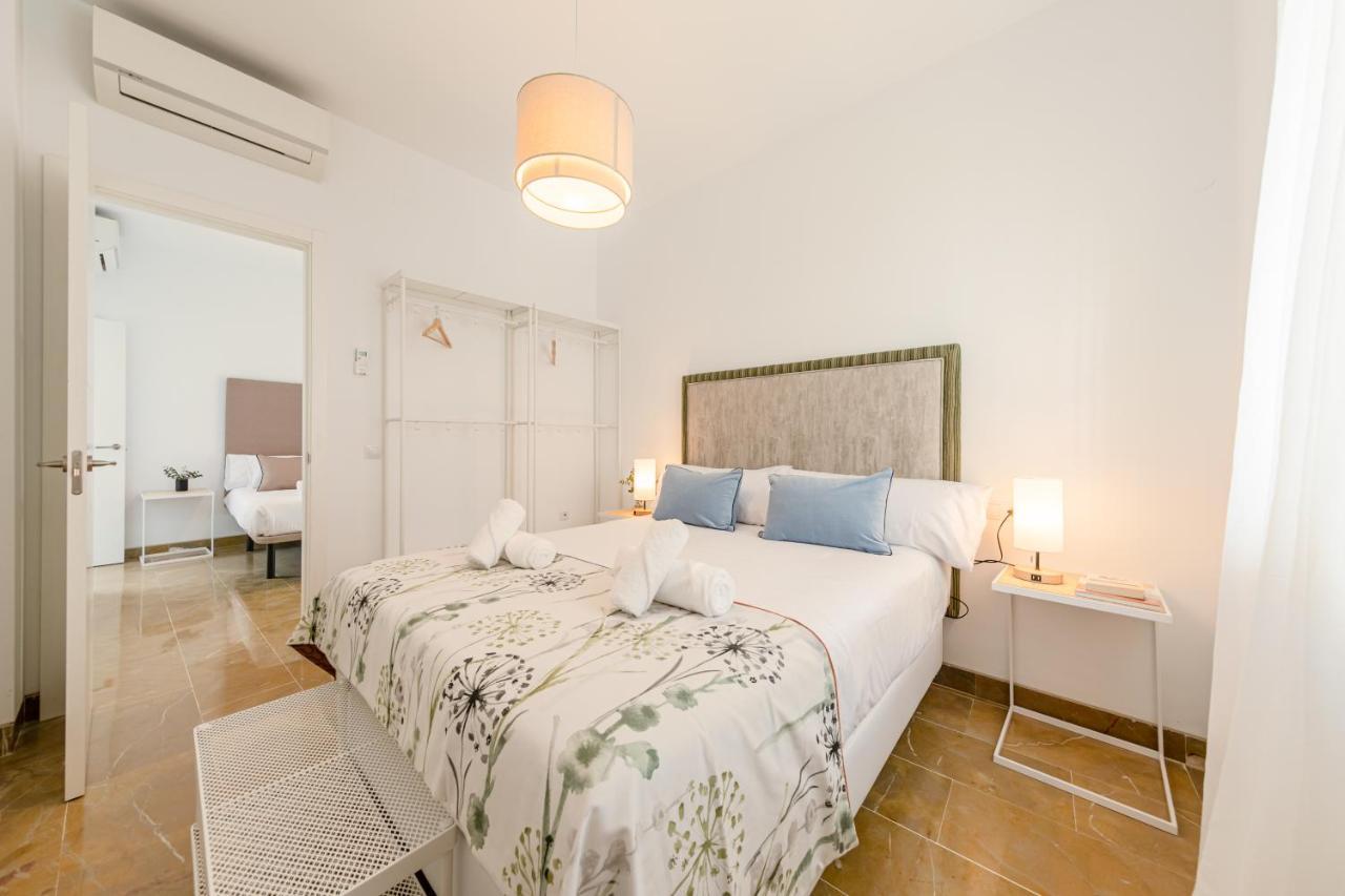 Isg Zaragoza-free Parking Apartment Seville