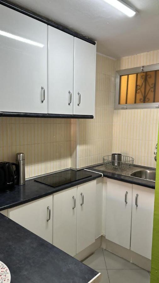 Apartment Lovely Near Airport *