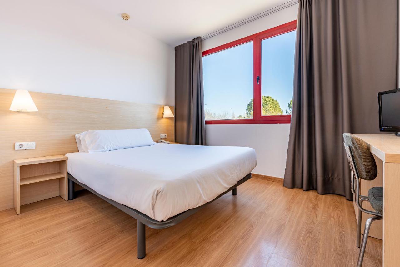 Basic Hotel 2*