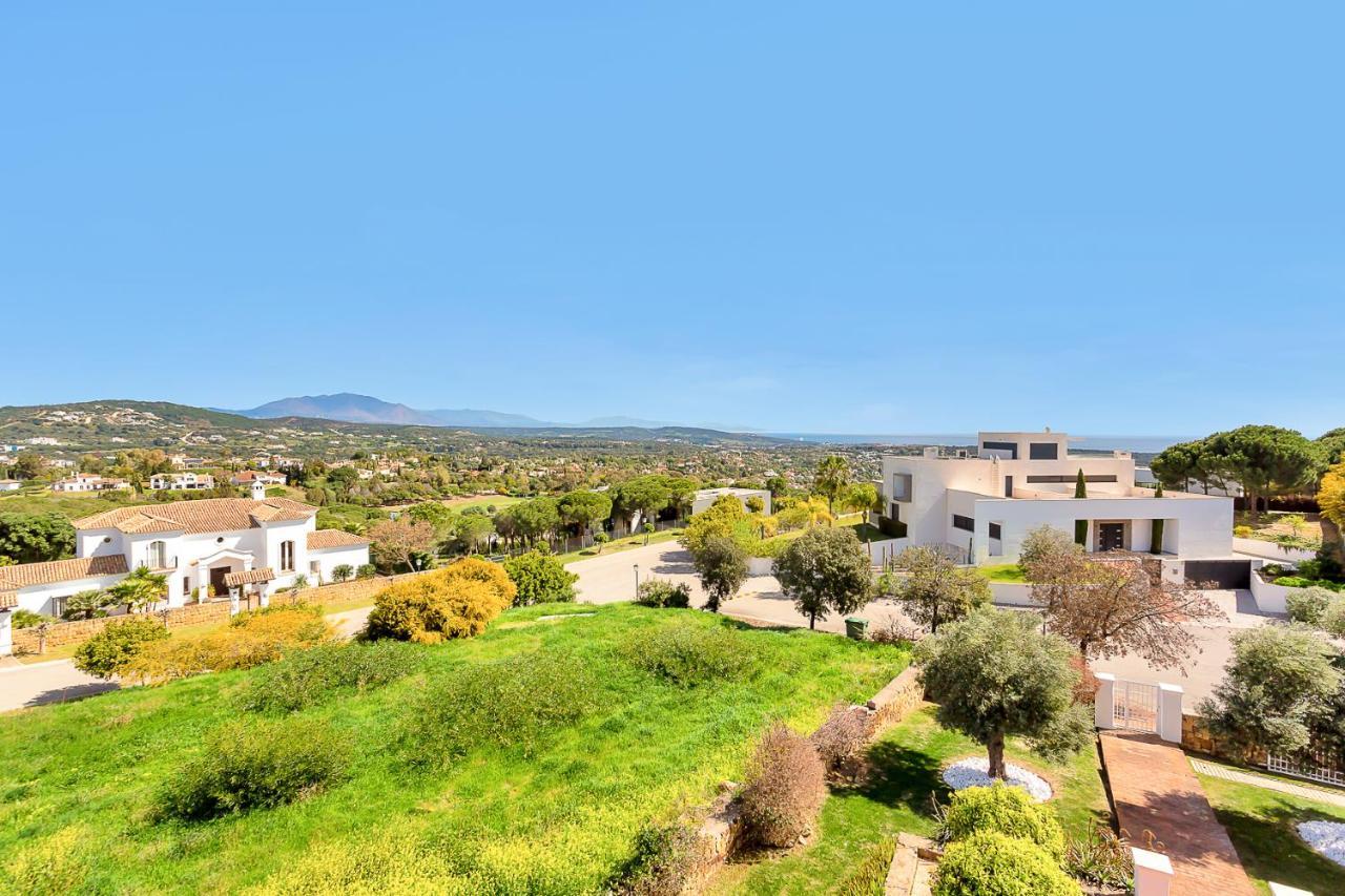 Yolo Spaces - Sotogrande - White House Villa *