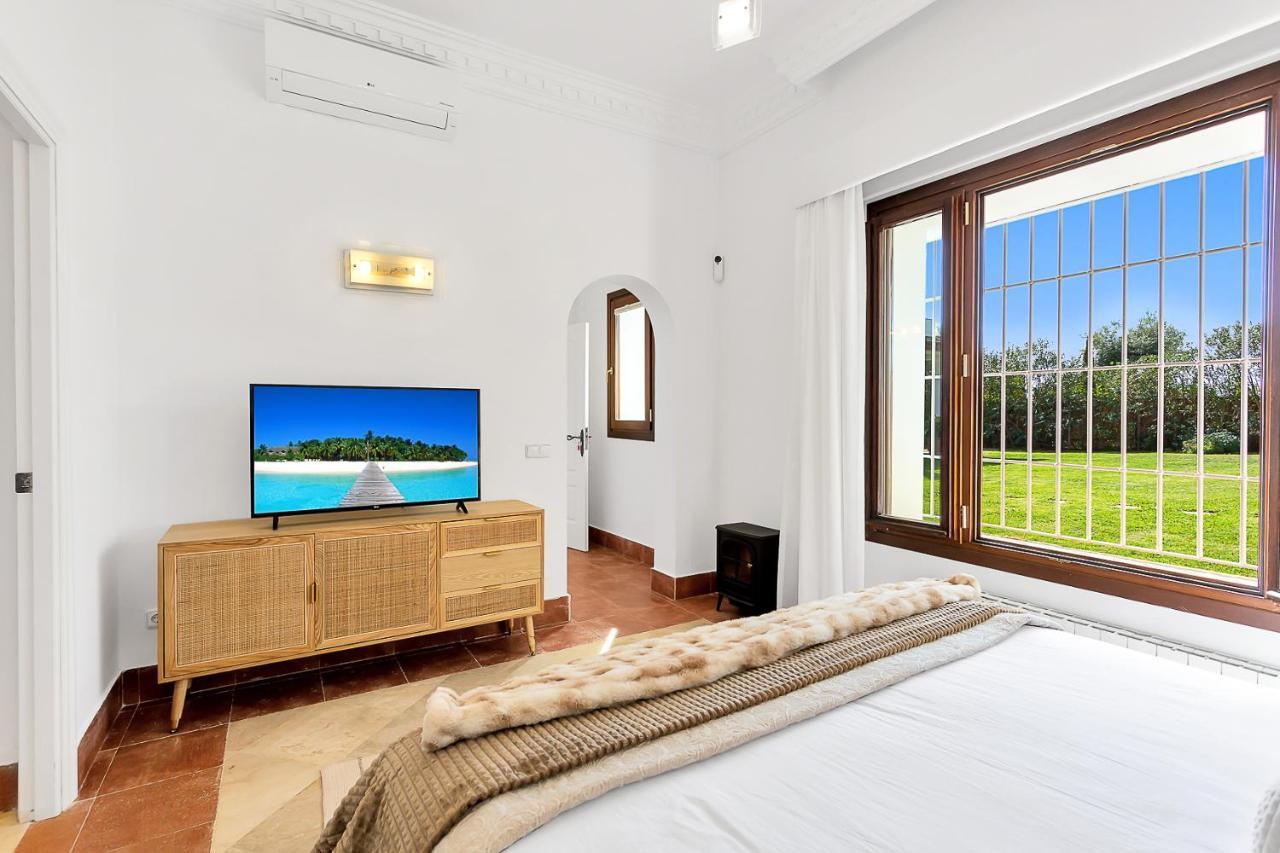 Yolo Spaces - Sotogrande - White House Villa