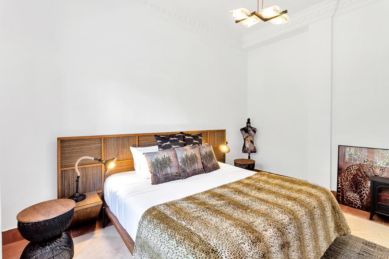 Yolo Spaces - Sotogrande - White House Villa San Roque (Andalucia)