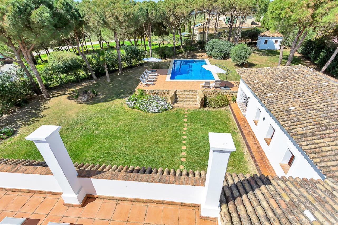 Yolo Spaces - Sotogrande - White House